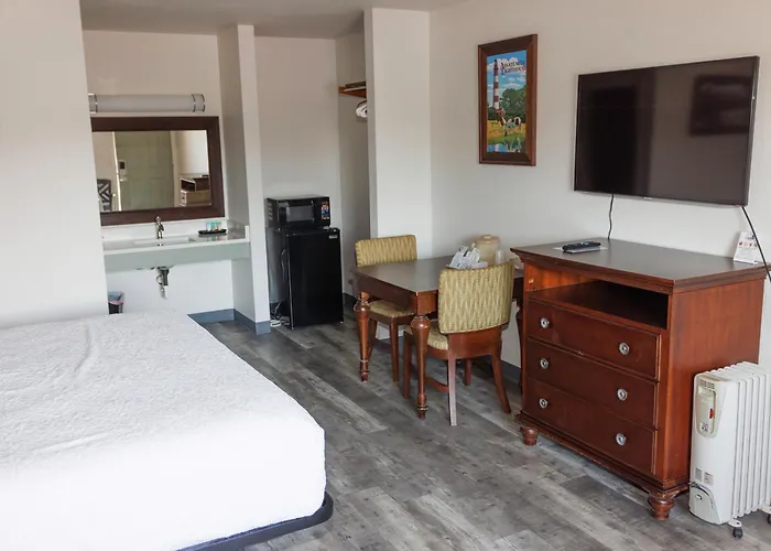 Chincoteague Inn